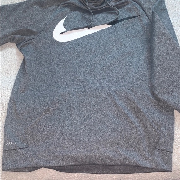 Men’s Nike Hoodie Dri-Fit - Picture 3 of 4